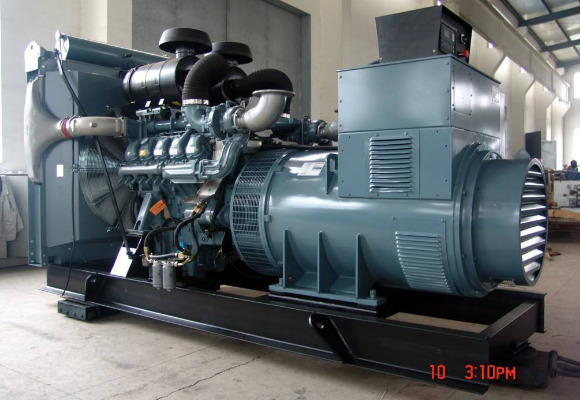 康明斯发电机组冷却水在使用中应注意什么?