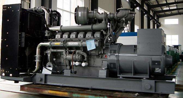 康明斯发电机组每五十小时应做哪些检查工作?